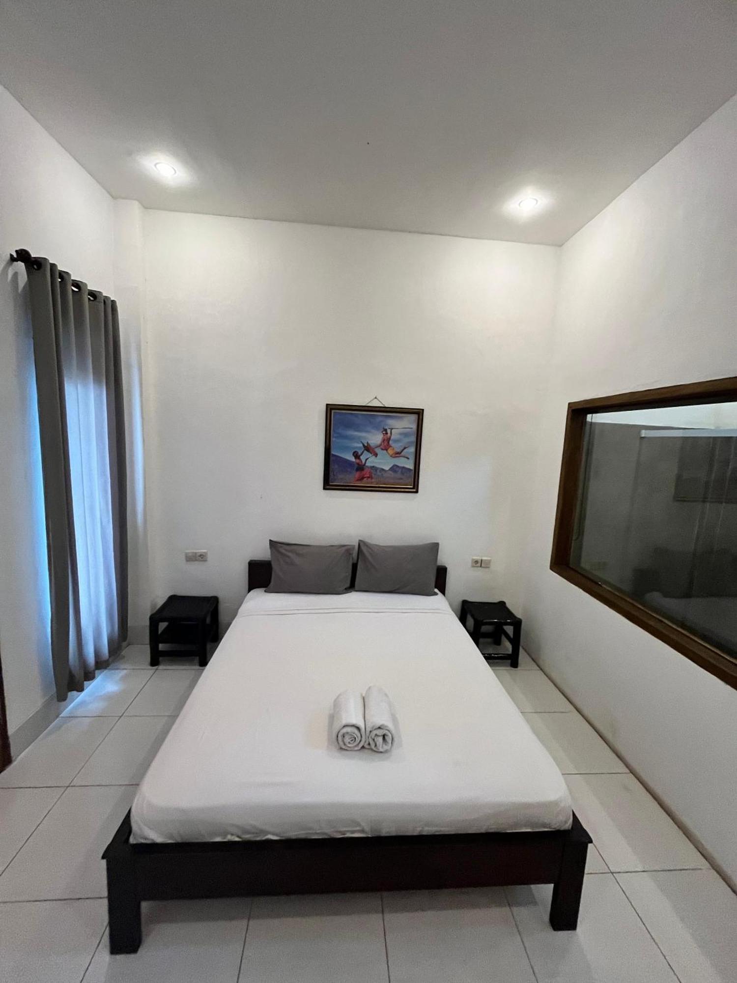 Bale Sunrise Hotel Джили Трауанган Екстериор снимка