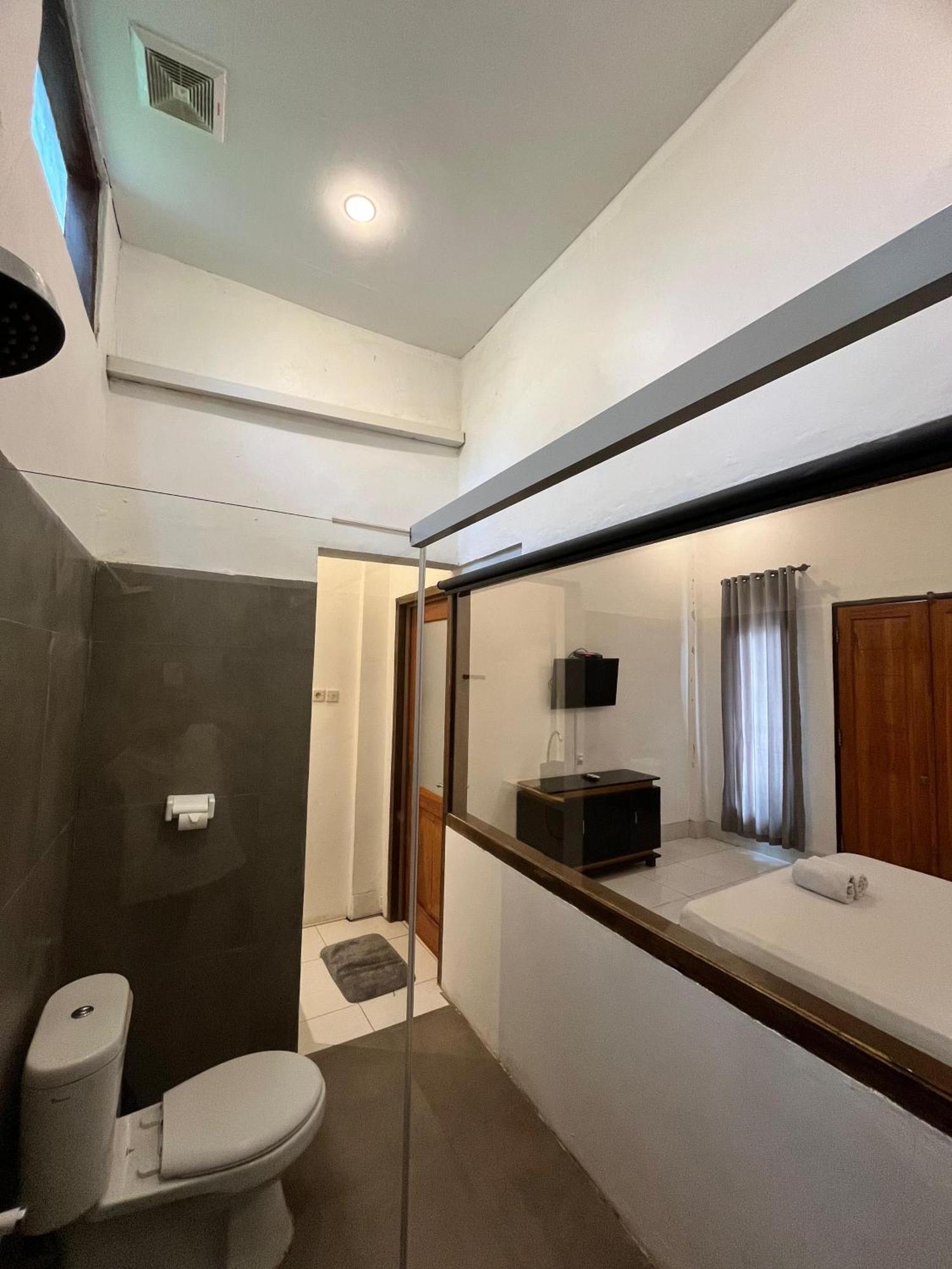 Bale Sunrise Hotel Джили Трауанган Екстериор снимка