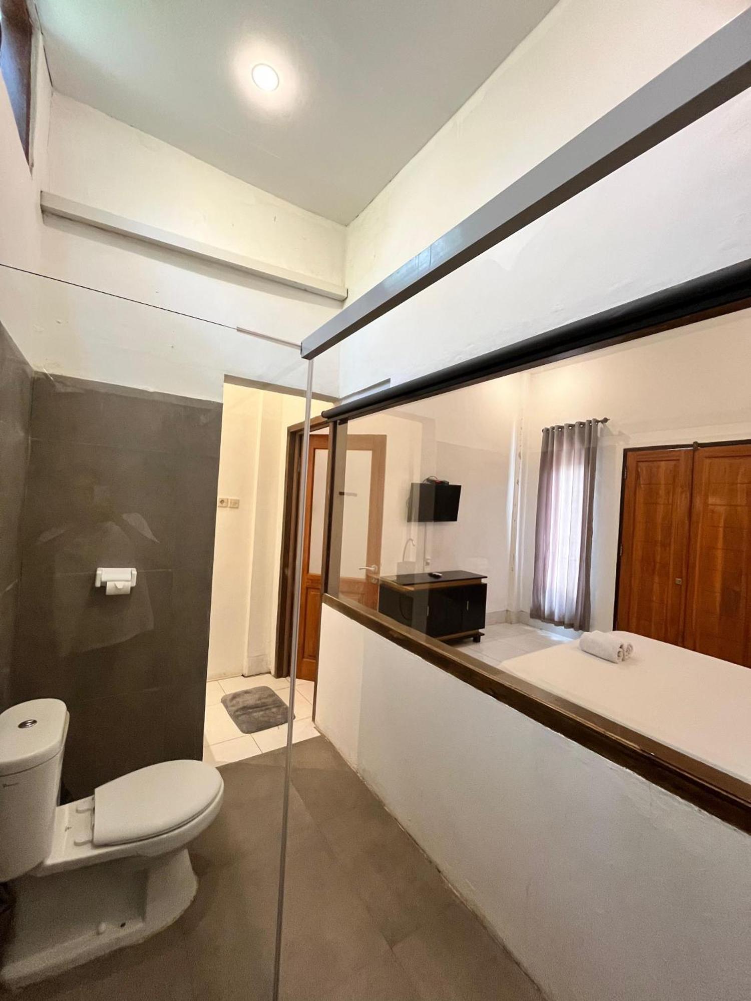 Bale Sunrise Hotel Джили Трауанган Екстериор снимка